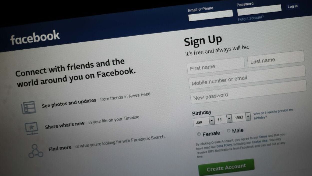 Former Facebook content moderator sues company for giving her PTSD